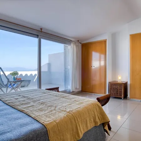 El Moll Apartment *