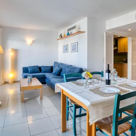 Apartment El Moll *