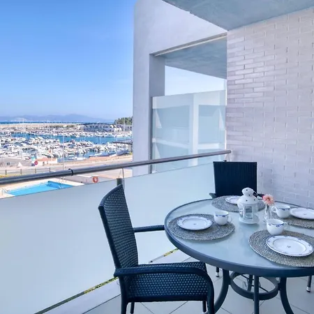 Apartment El Moll *